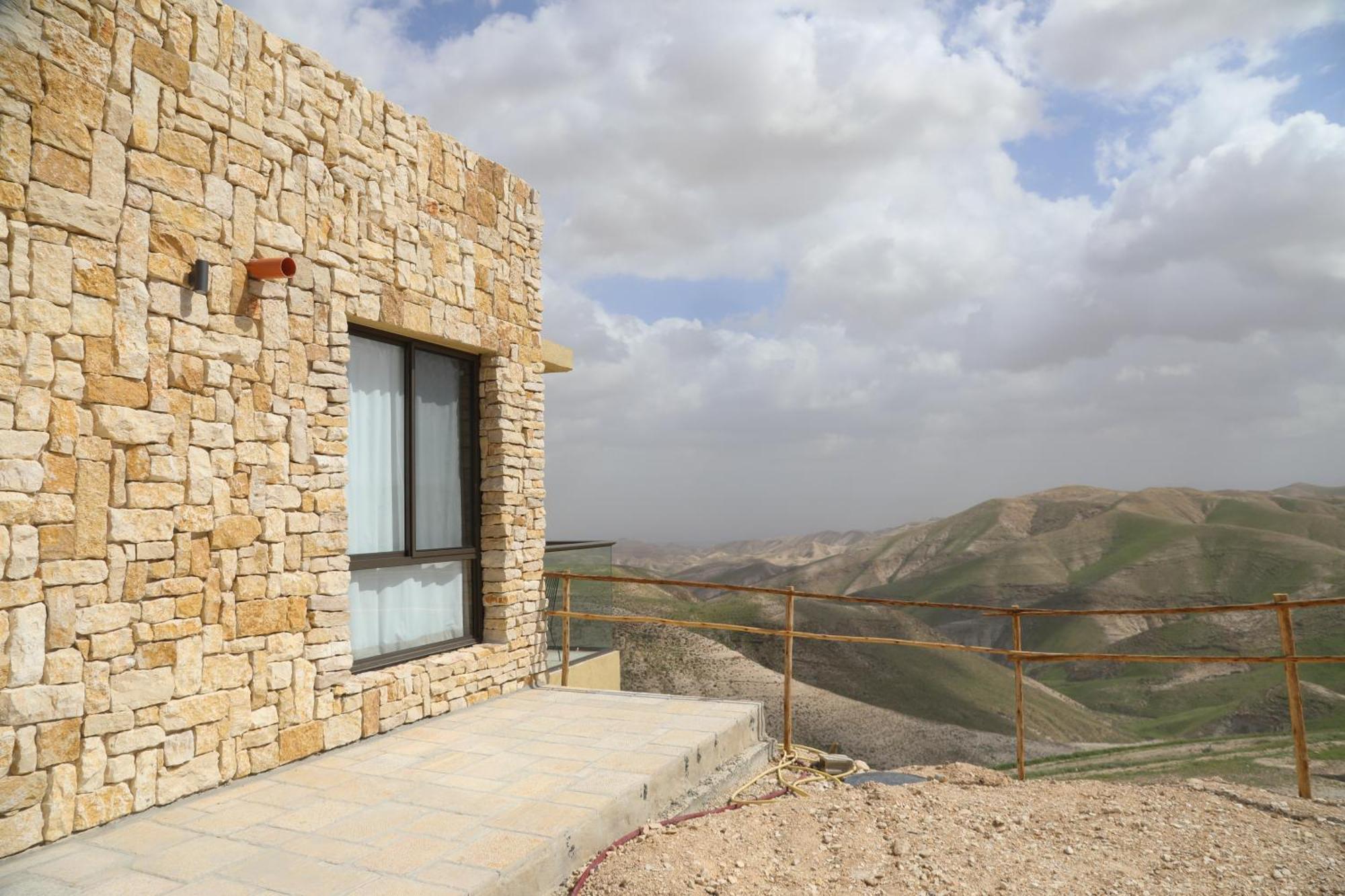 Genesis Land Desert Hospitality Kfar Adumim Quarto foto